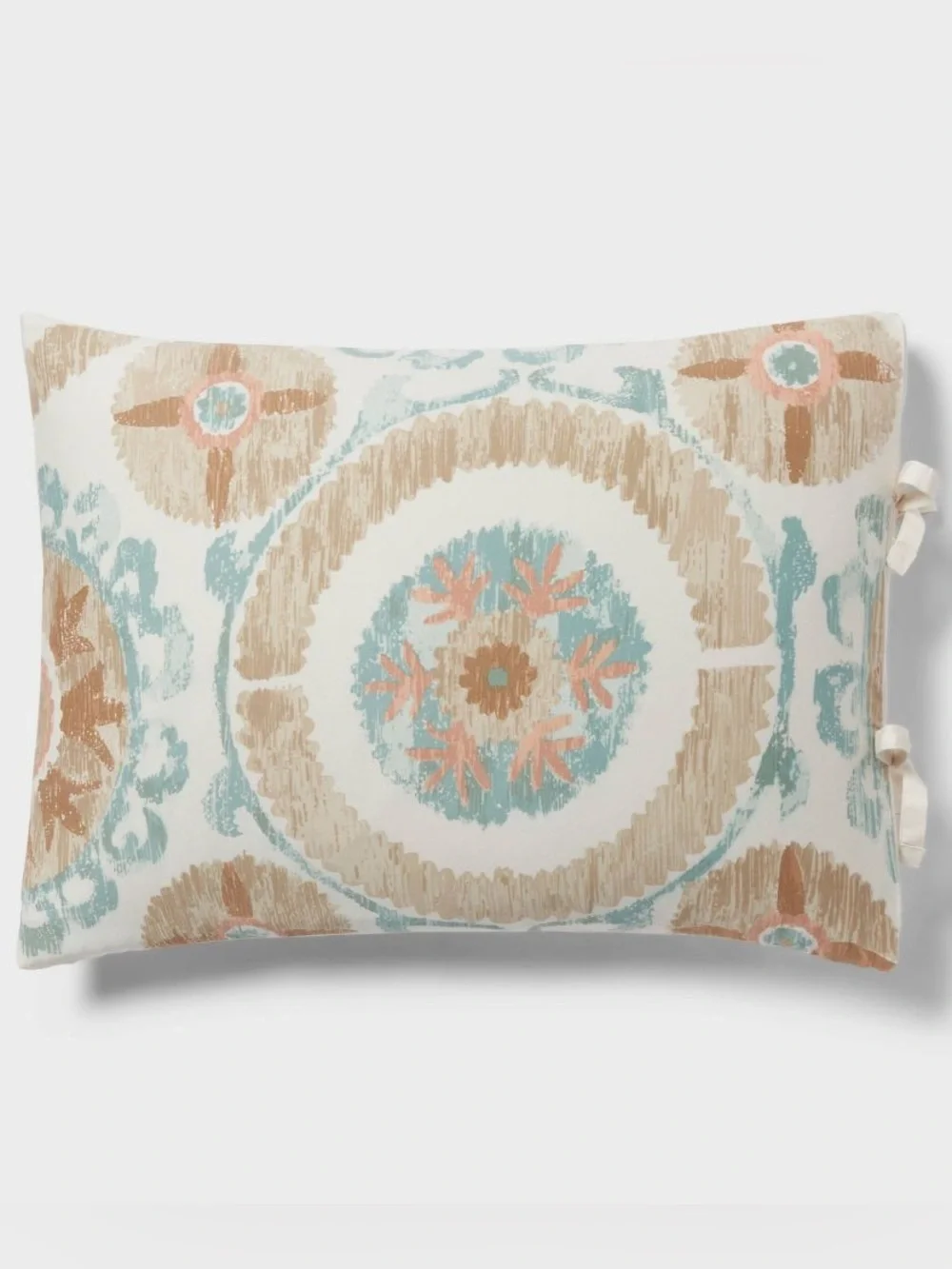 New Threshold Queen Boho Comforter & Sham Set Tufted Medallion Beige, Blue Cream